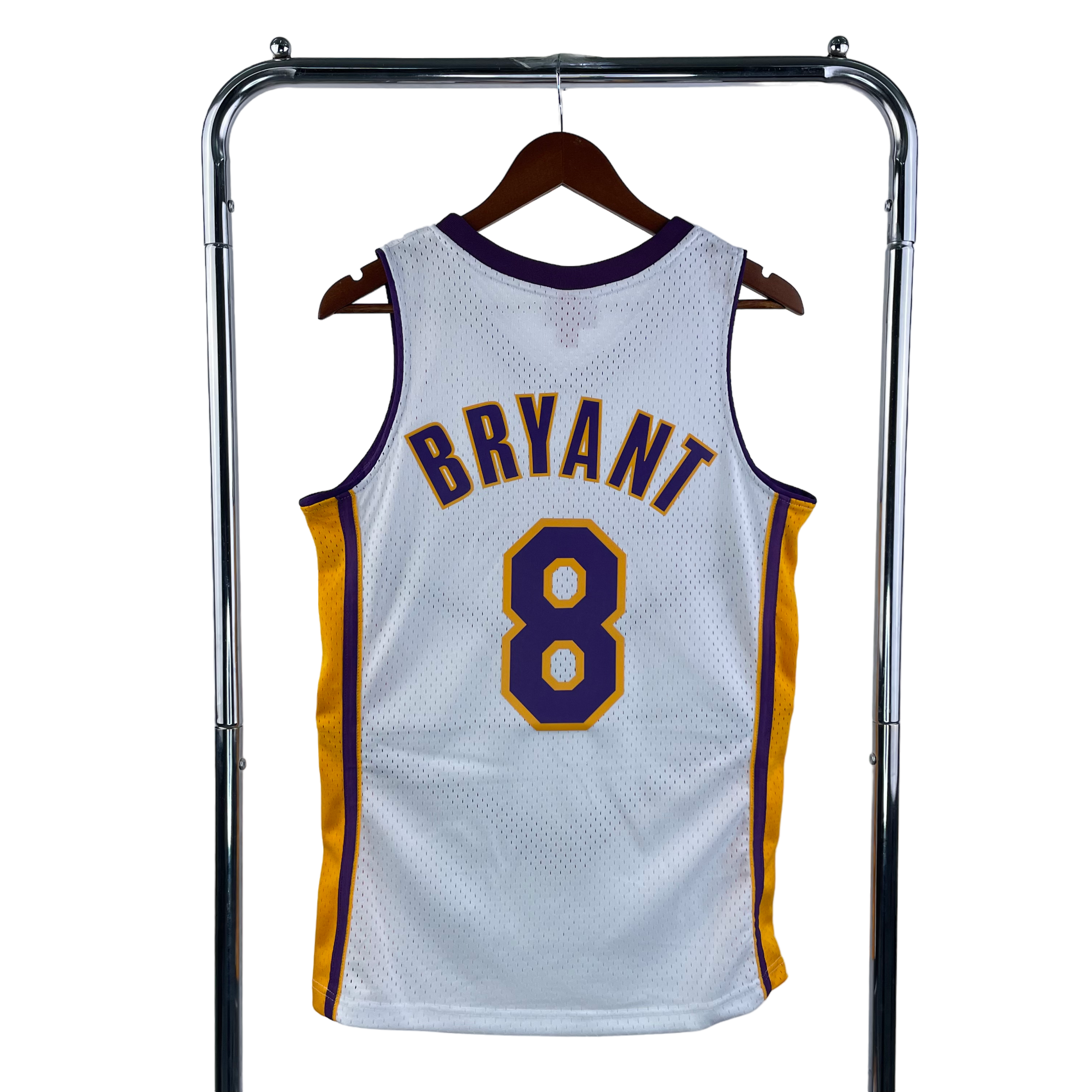 2003-04 Los Angeles Lakers (Kobe Bryant) White Classics Jersey