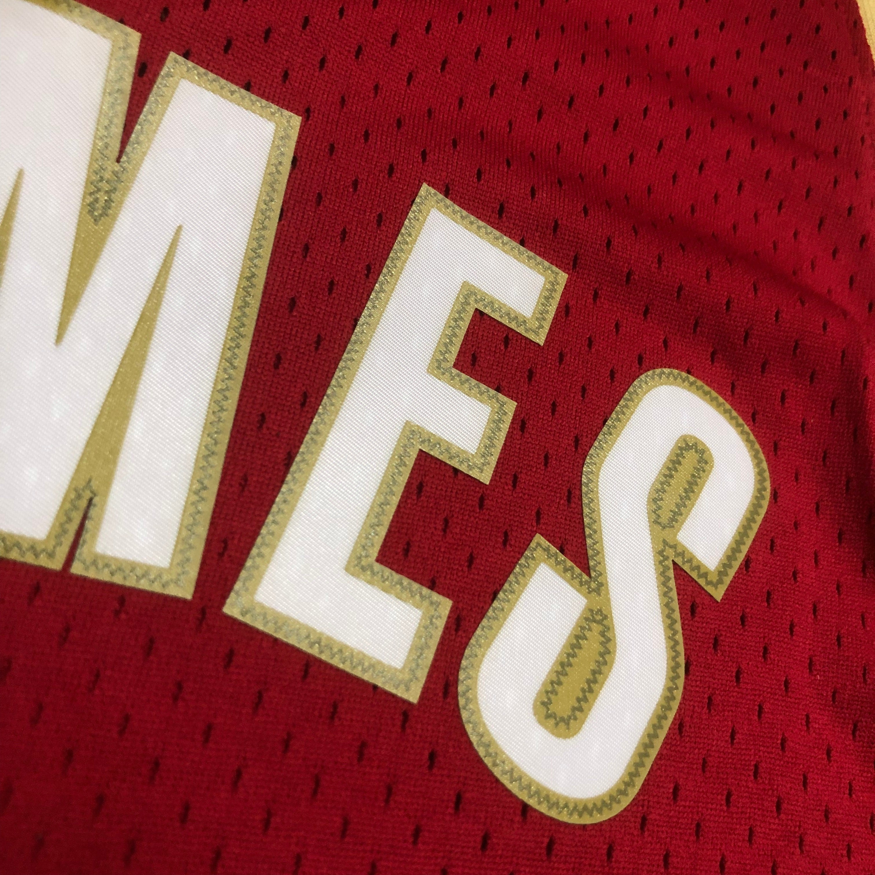 2003-04 Cleveland Cavaliers (Lebron James) Red Classics Jersey