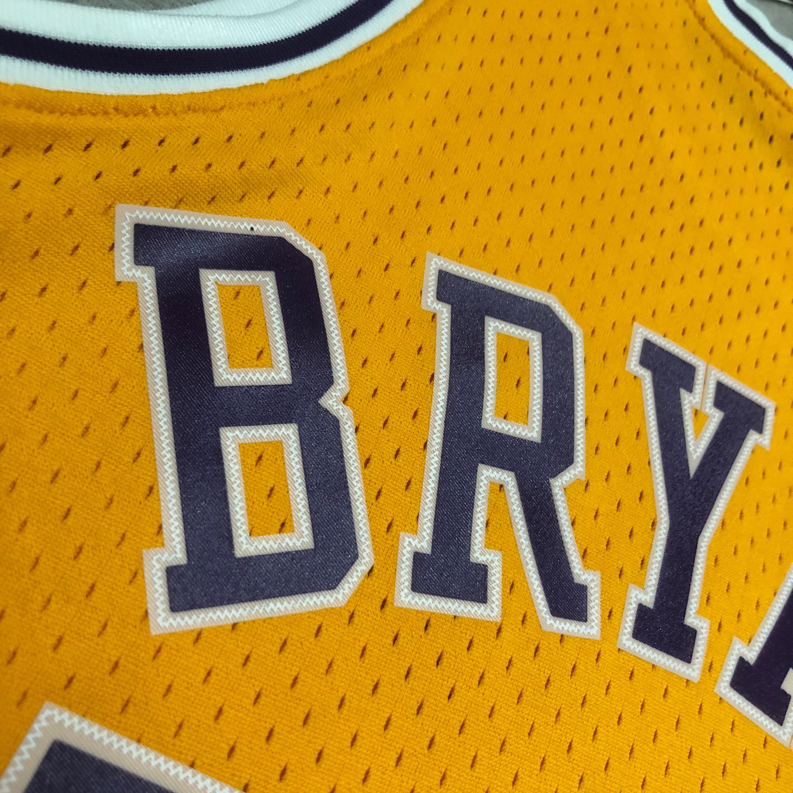 2007-08 Los Angeles Lakers (Kobe Bryant) Yellow Classics Jersey