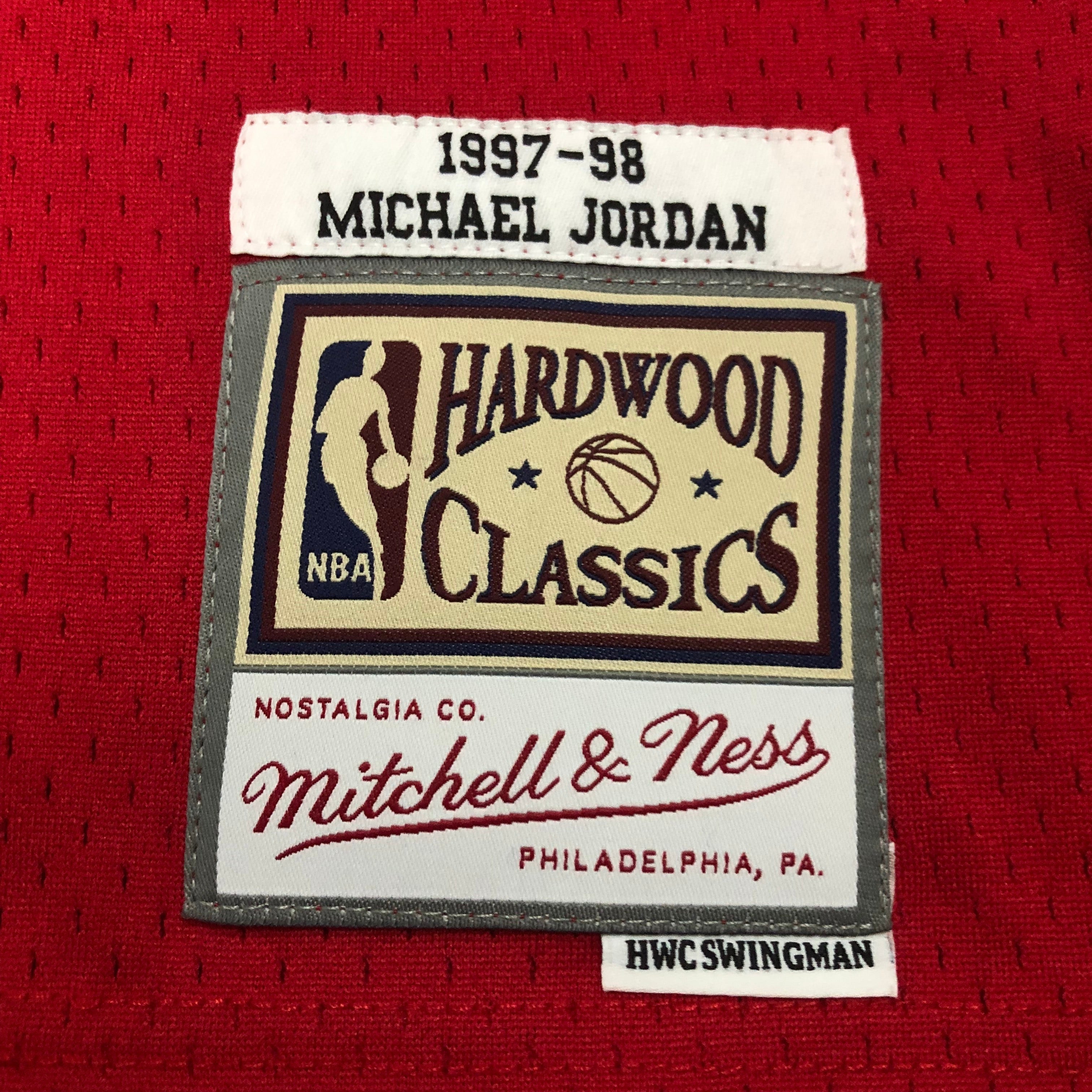 1995-96 Chicago Bulls (Michael Jordan) Red Classics Jersey