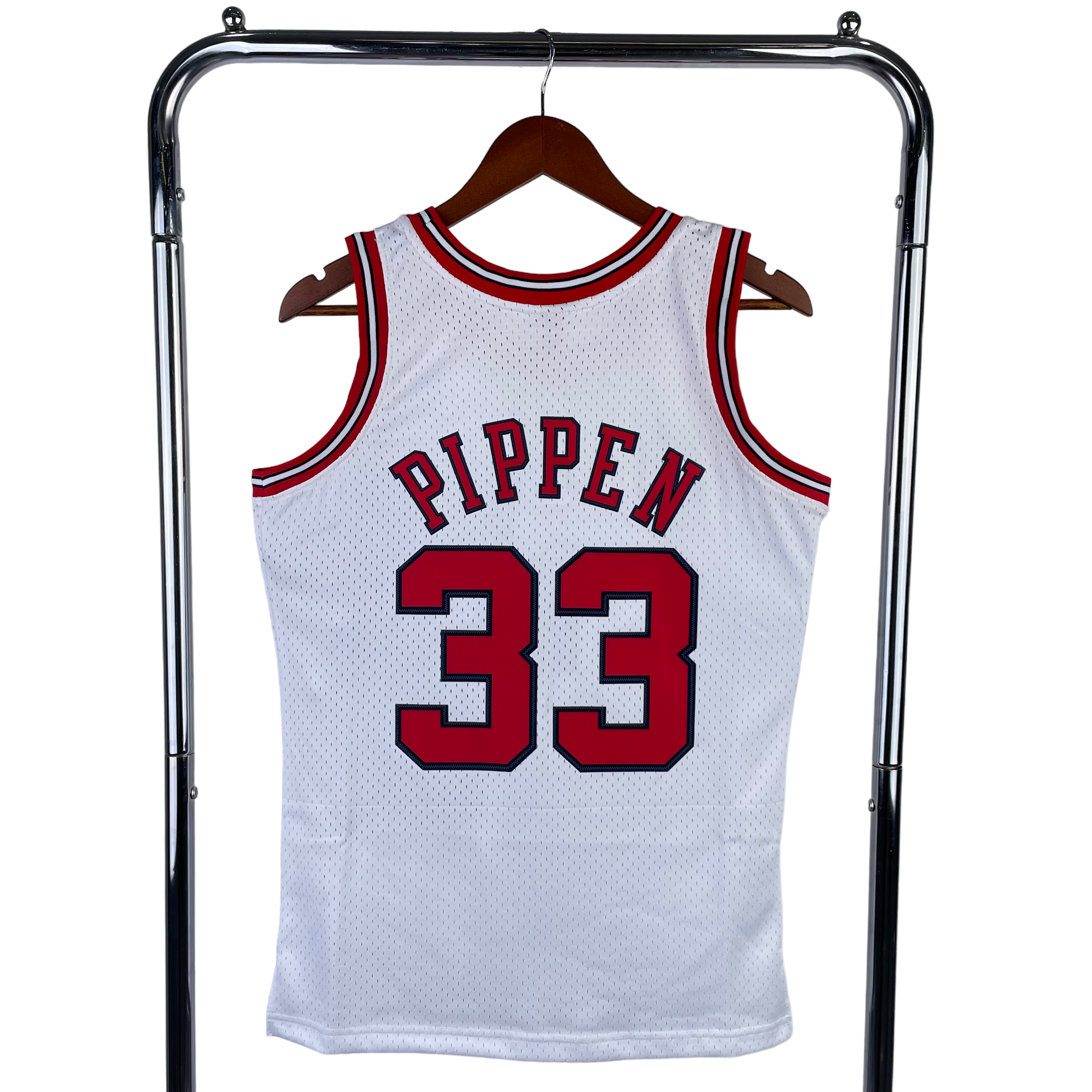 1997-98 Chicago Bulls (Scottie Pippen) White Classics Jersey